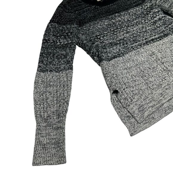 Banana Republic Ombré Gray Knit Sweater Crewneck Jumped Grey Fall Winter Neutral - Picture 2 of 8